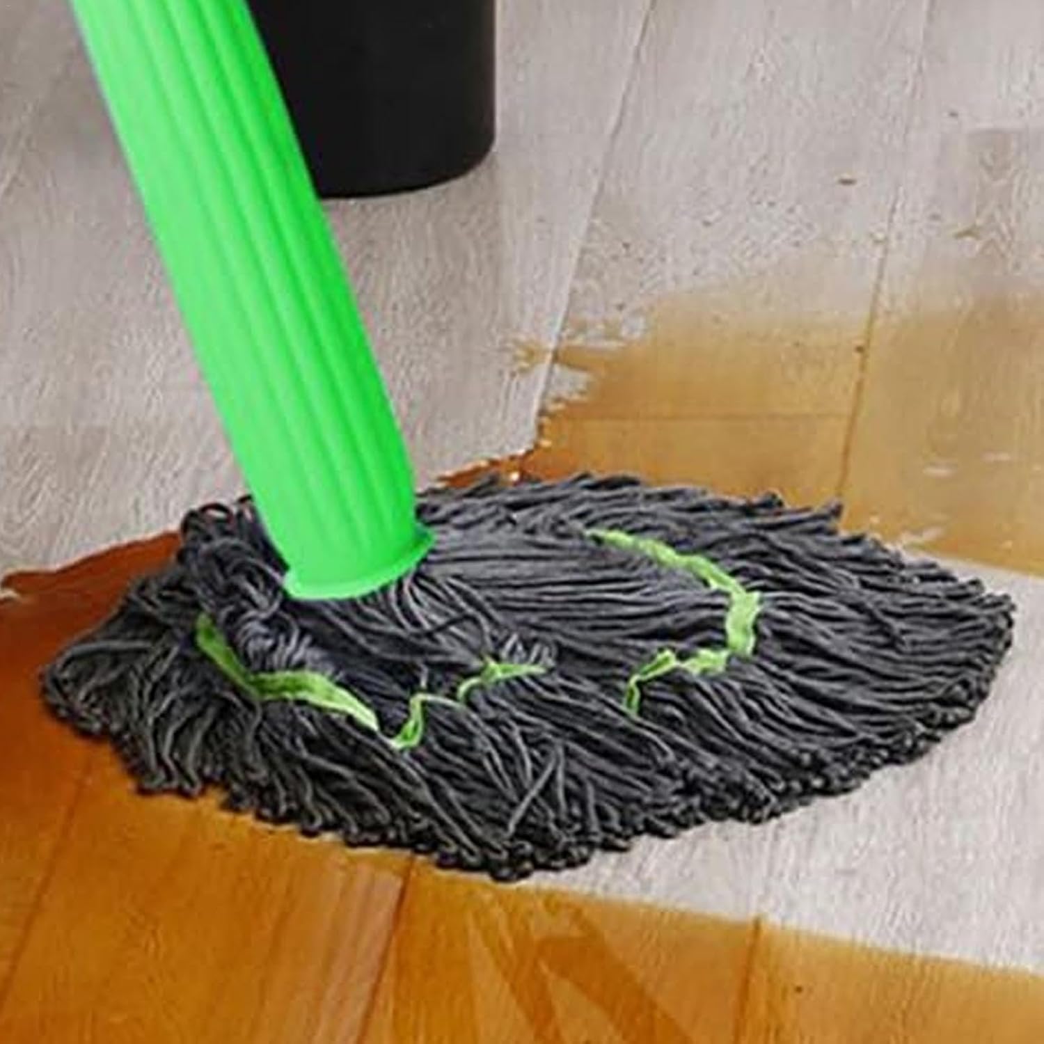 Self-Wringing Mop