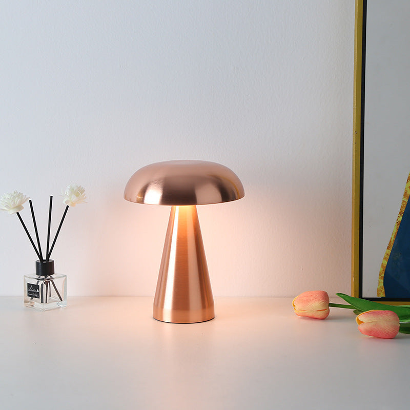 Metal Mushroom Lamp