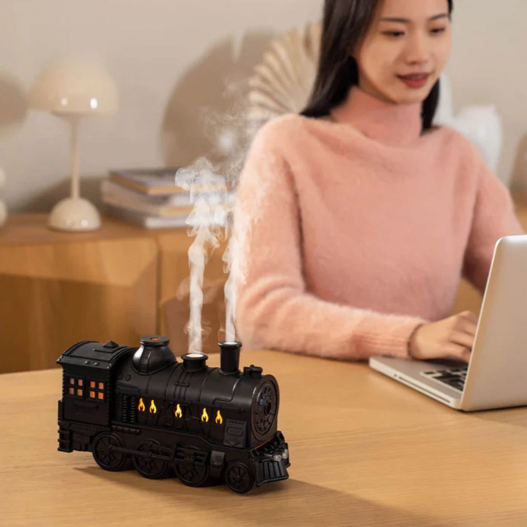 Steam Locomotive Design Humidifier