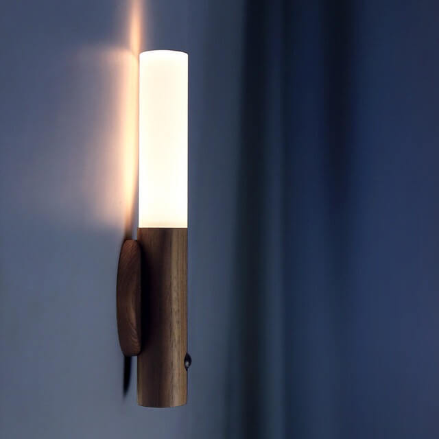 WoodGlow™ Motion Sensor Wall Light made of Wood - No Plug USB Charging