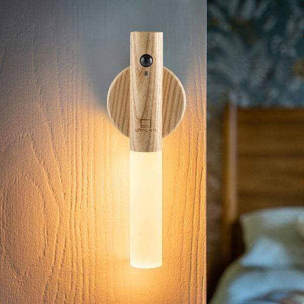 WoodGlow™ Motion Sensor Wall Light made of Wood - No Plug USB Charging